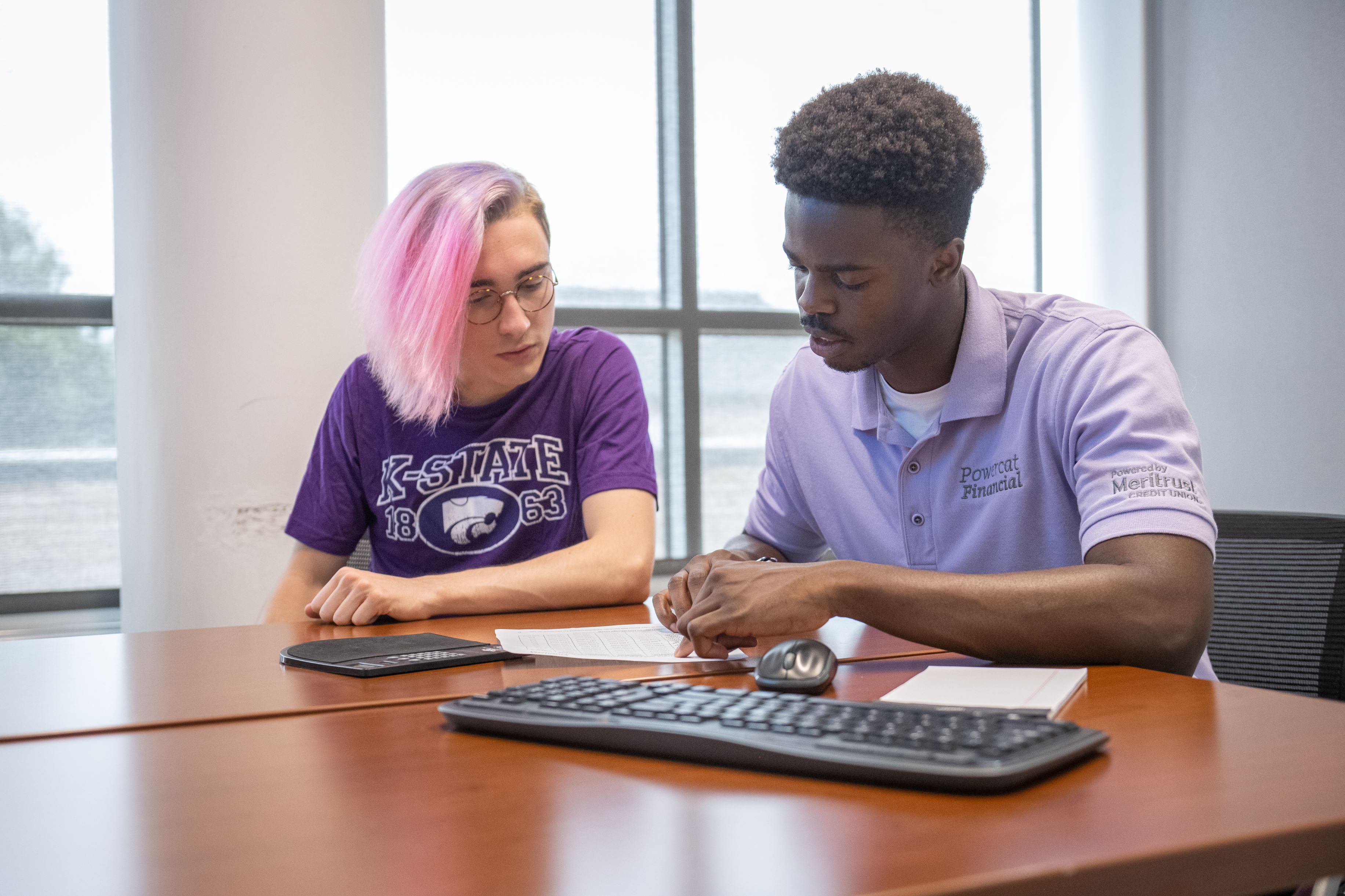 Students in a peer-to-peer counseling session